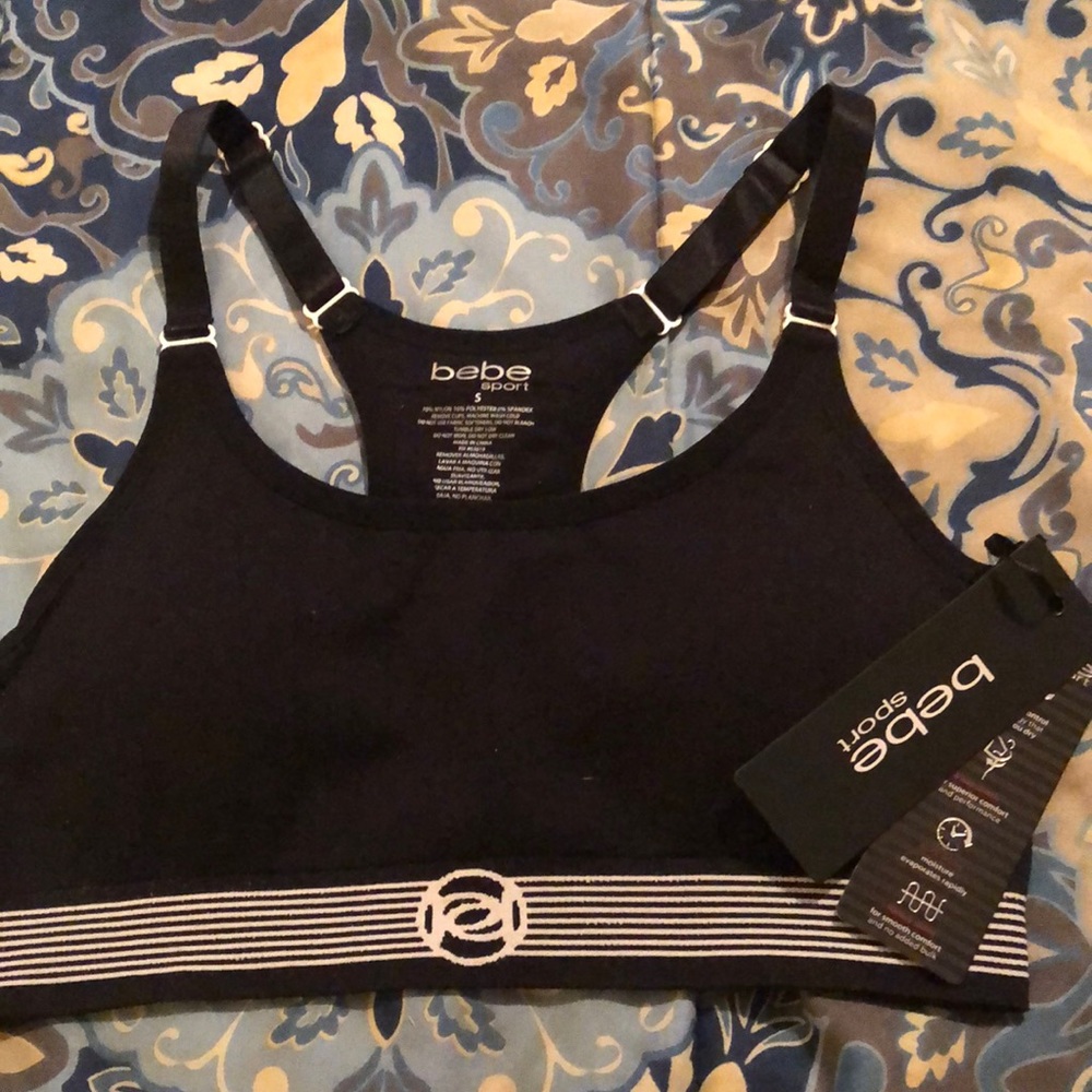 NWT Bebe sports bra adjustable straps size small msrp $39